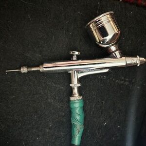 Professional Silver Airbrush Tool